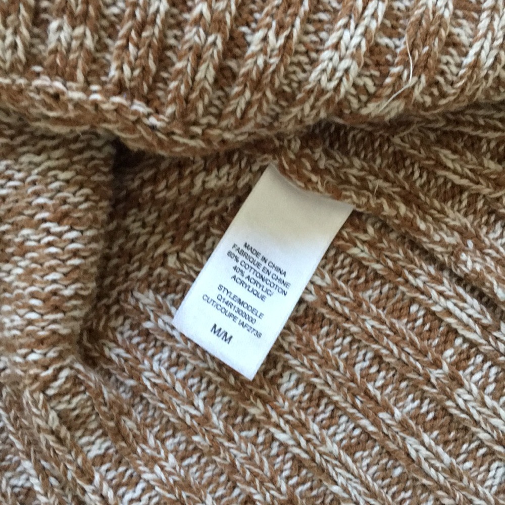 Guess Sweater - Picture 4 of 4
